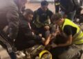 Vullnetarja që ndihmon të lënduarit e protestës asfiksohet nga gazi lotsjellës