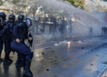 Revolta studentore në Tiranë/ Washington Post: Protestat kundër qeverisë vazhdojnë edhe ditën e tetë, kërkohet largimi i Ramës