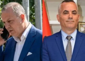 Skandali i trafikut të armëve! Jo vetëm Ardi Veliut, SPAK i sekuestron telefonin edhe Aleks Markut dhe Ron Yeffet